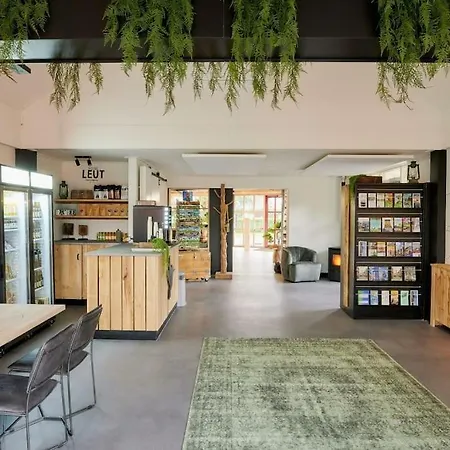Mooi Chalet Op Prachtige Plek In Het Groen Voorthuizen Exterior photo
