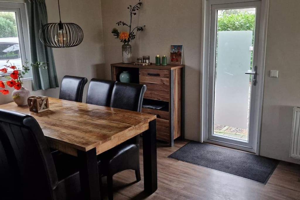 Chalet Mooi Op Prachtige Plek In Het Voorthuizen