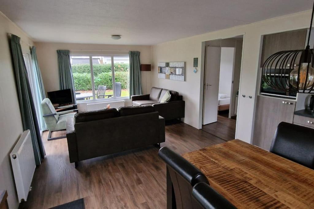 Chalet Mooi Op Prachtige Plek In Het
